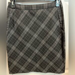 Merona Collection pencil skirt with back zipper and pleats at hem